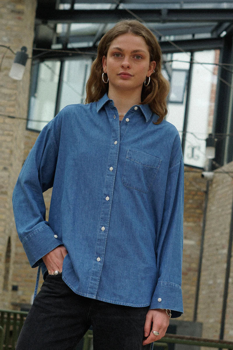 Chambray Women's Shirt /Nineties Blue
