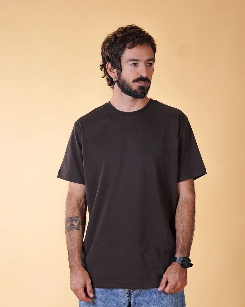 ESSENTIAL MEN'S BRUSHED T-SHIRT SOIL BROWN - RES-RES
