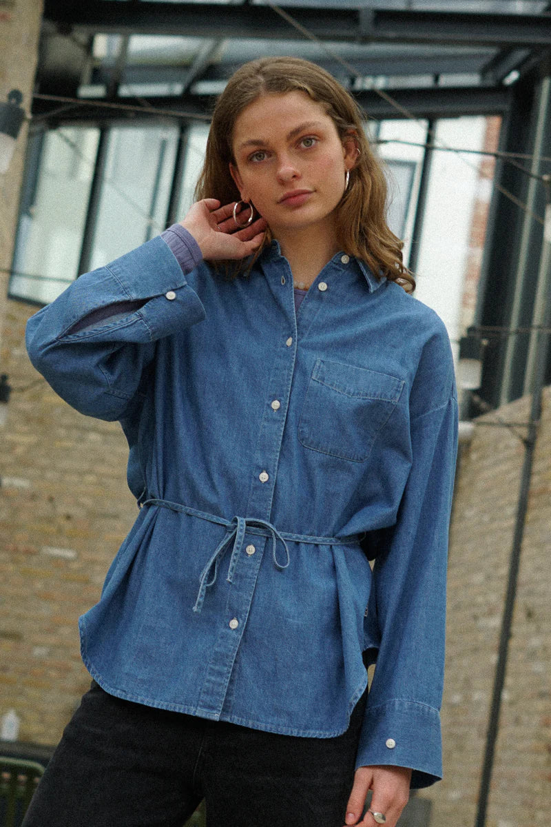 Chambray Women's Shirt /Nineties Blue