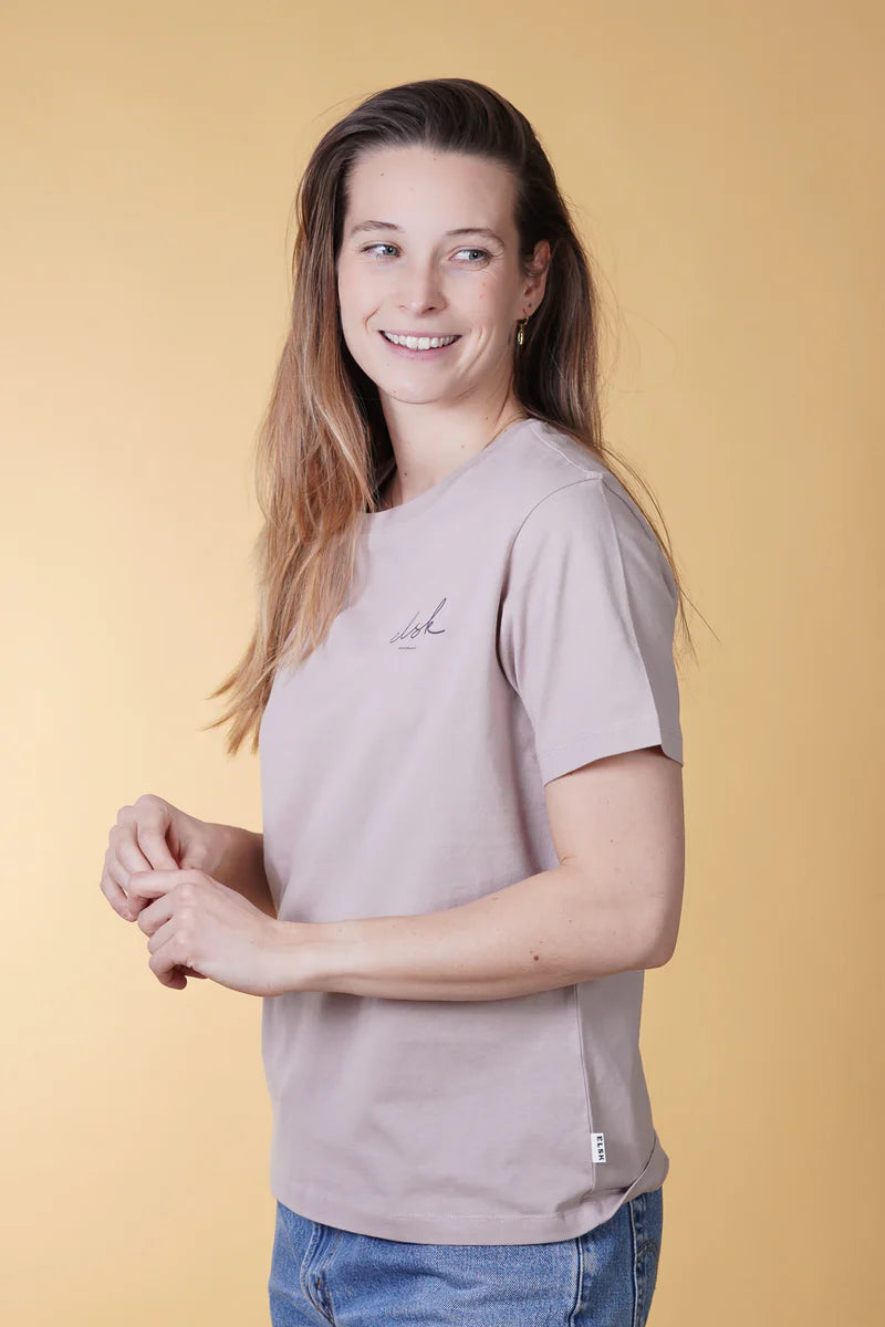 SIGNED BASIC WOMEN'S CLASSIC T-SHIRT ASH ROSE - RES-RES