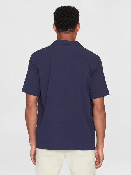 Box Short Sleeve Seersucker Shirt (Night Sky) - Knowledge Cotton Apparel