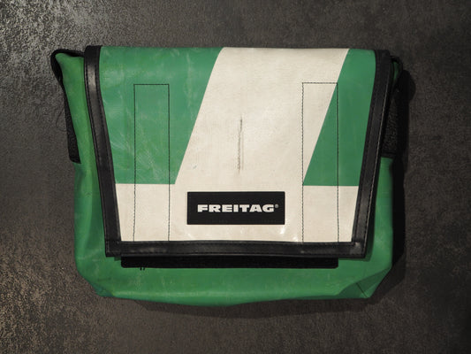 Freitag LASSIE (green & white)
