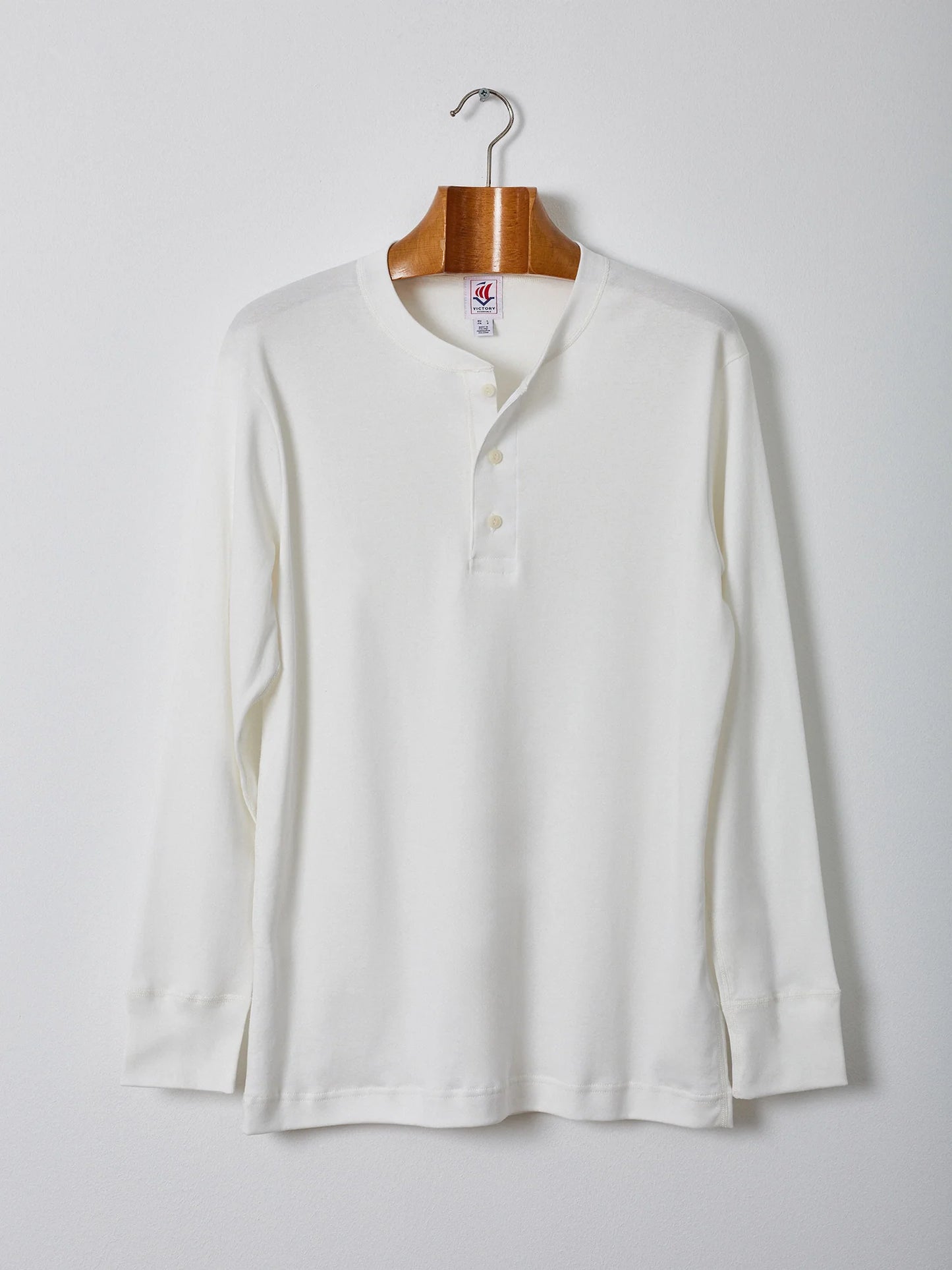 VE Karl LS Henley 230 - Off White - Victory 