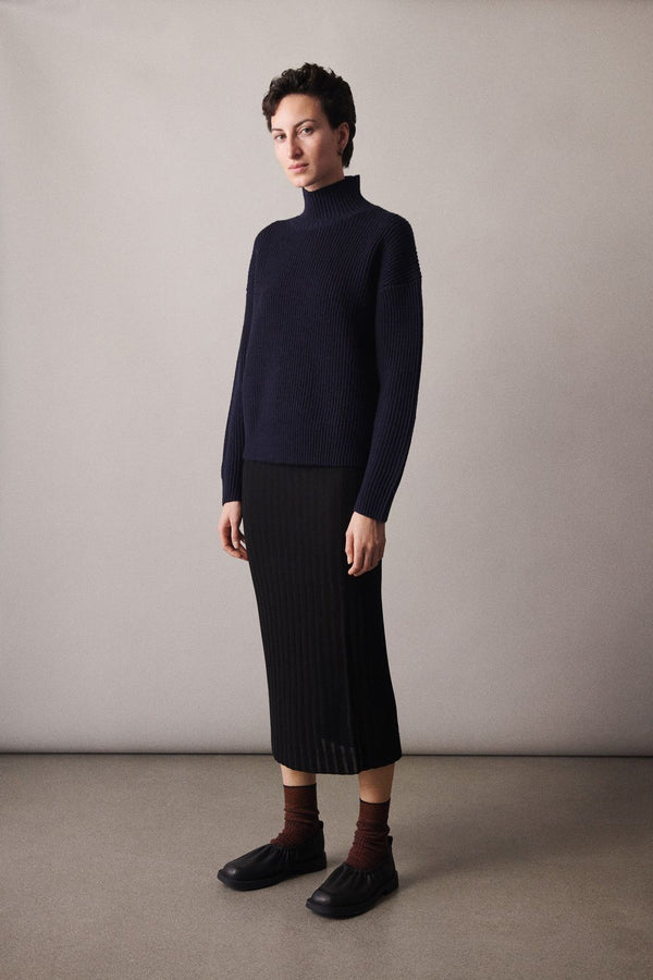 Raw Wool Sweater (Dark Navy) - FUB