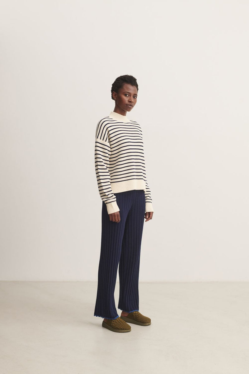 Striped Sweater (Ecru/Navy) - FUB