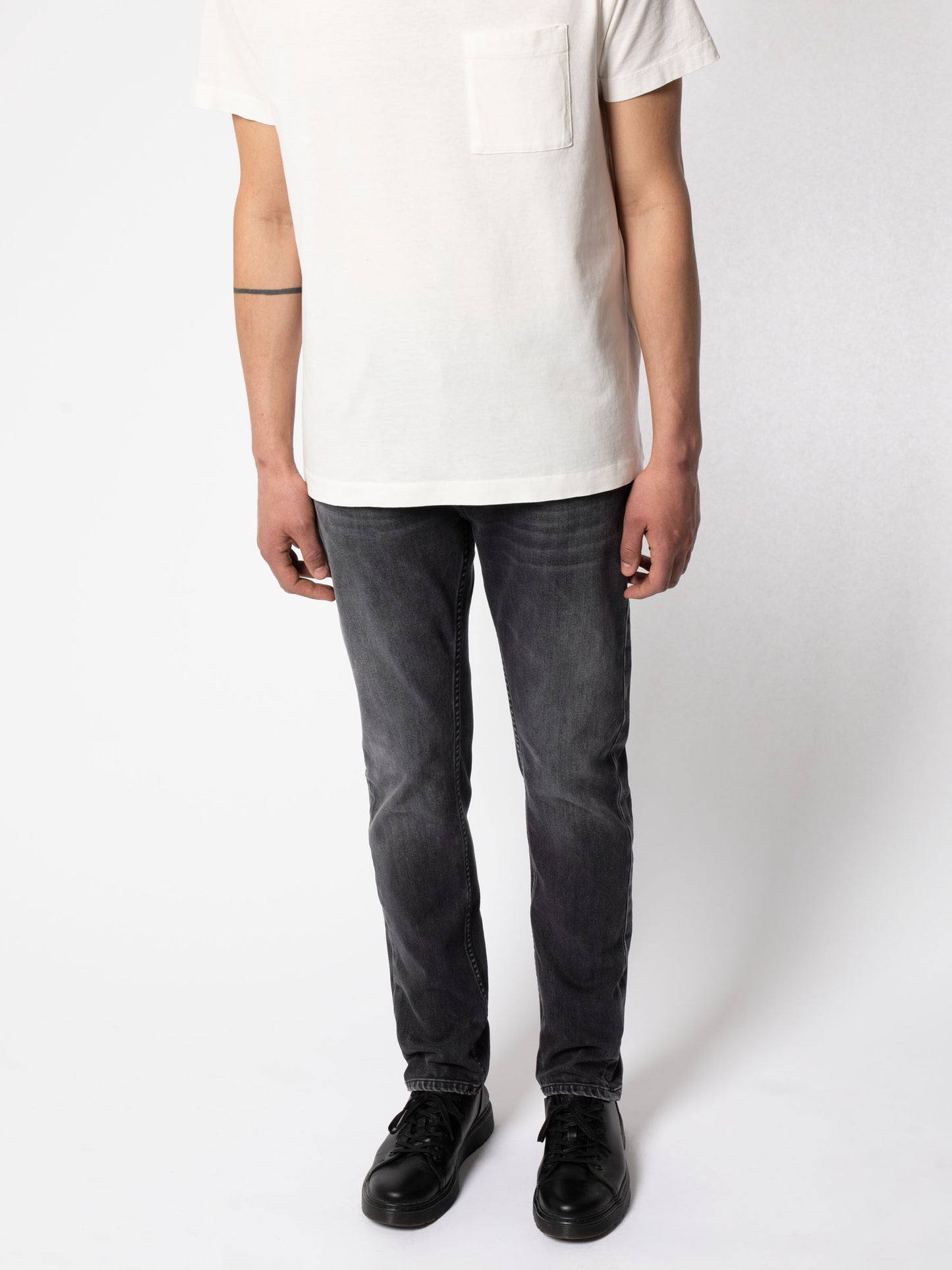 Lean Dean (Black Eyes) - Nudie Jeans - RES-RES