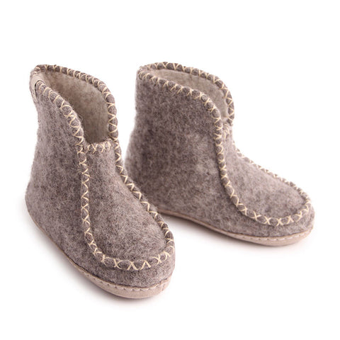 Boot Comfy - fairtrade certified slippers in natural for kids Egos Cph – RES-RES