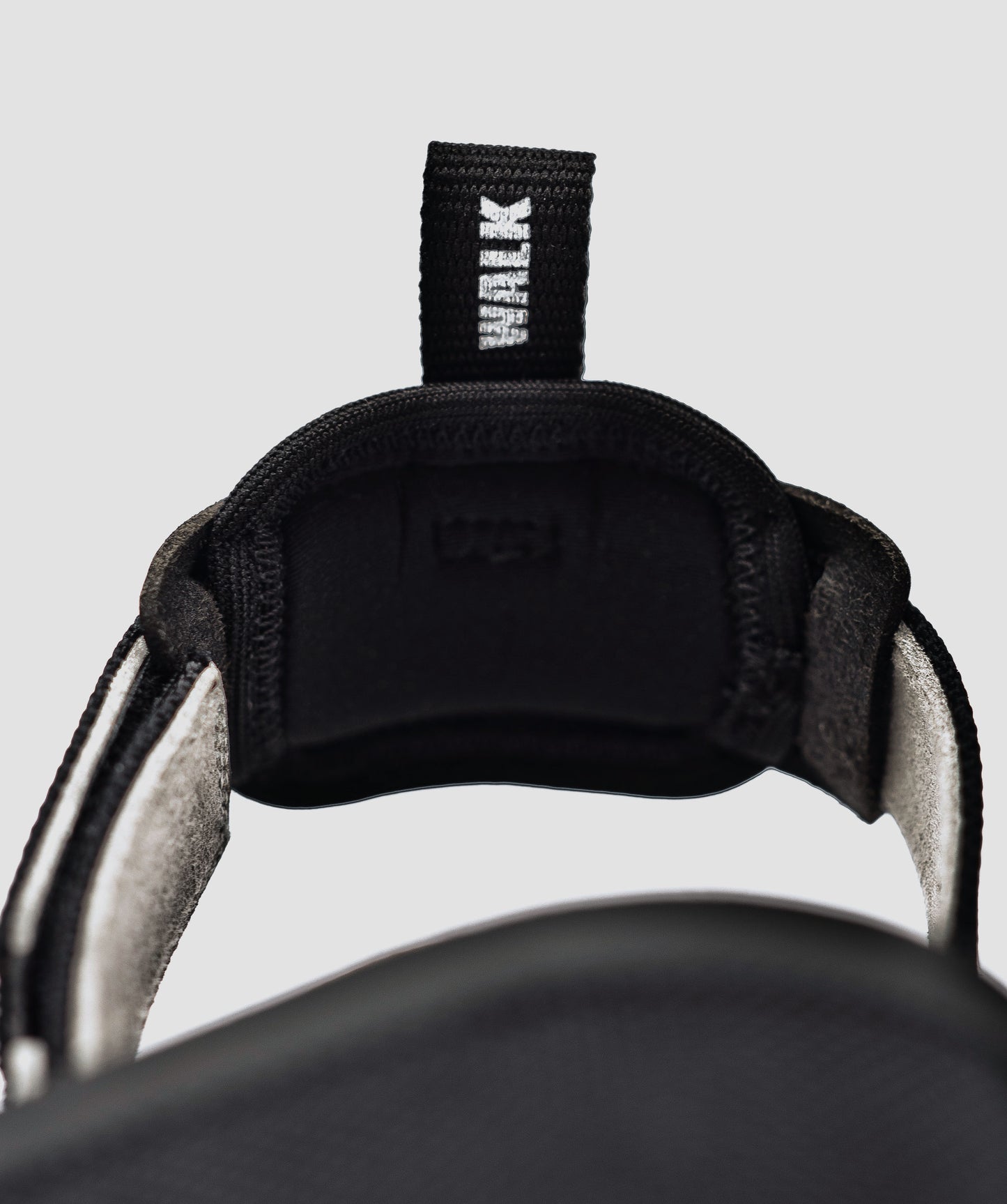 Fersken (Sort) - EKN Footwear 